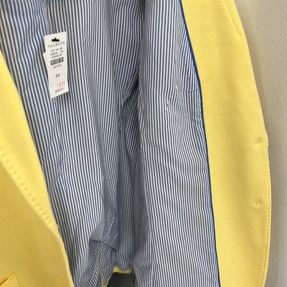 Talbots petite yellow button front blazer - Picture 4 of 5